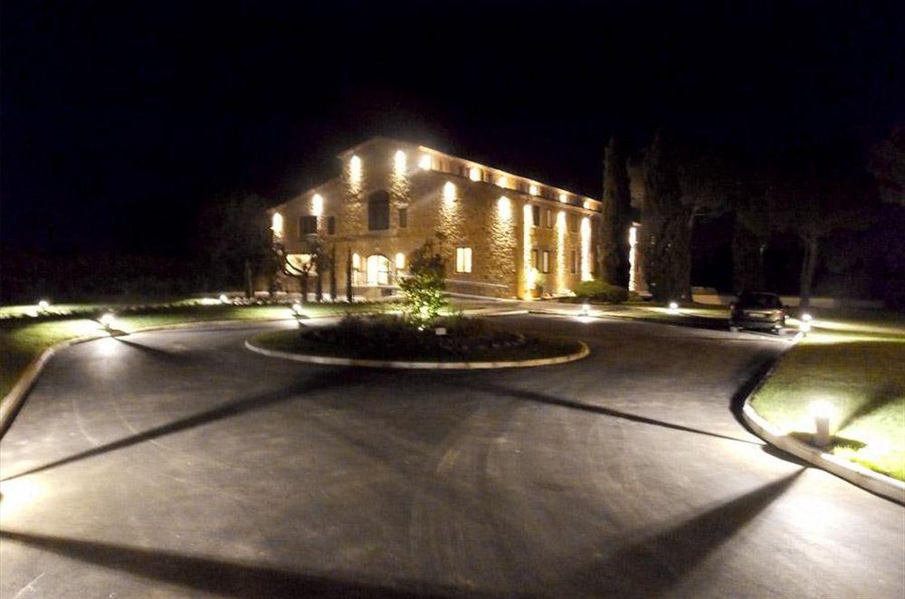 Hotel La Tabaccaia Монтайоне Екстериор снимка