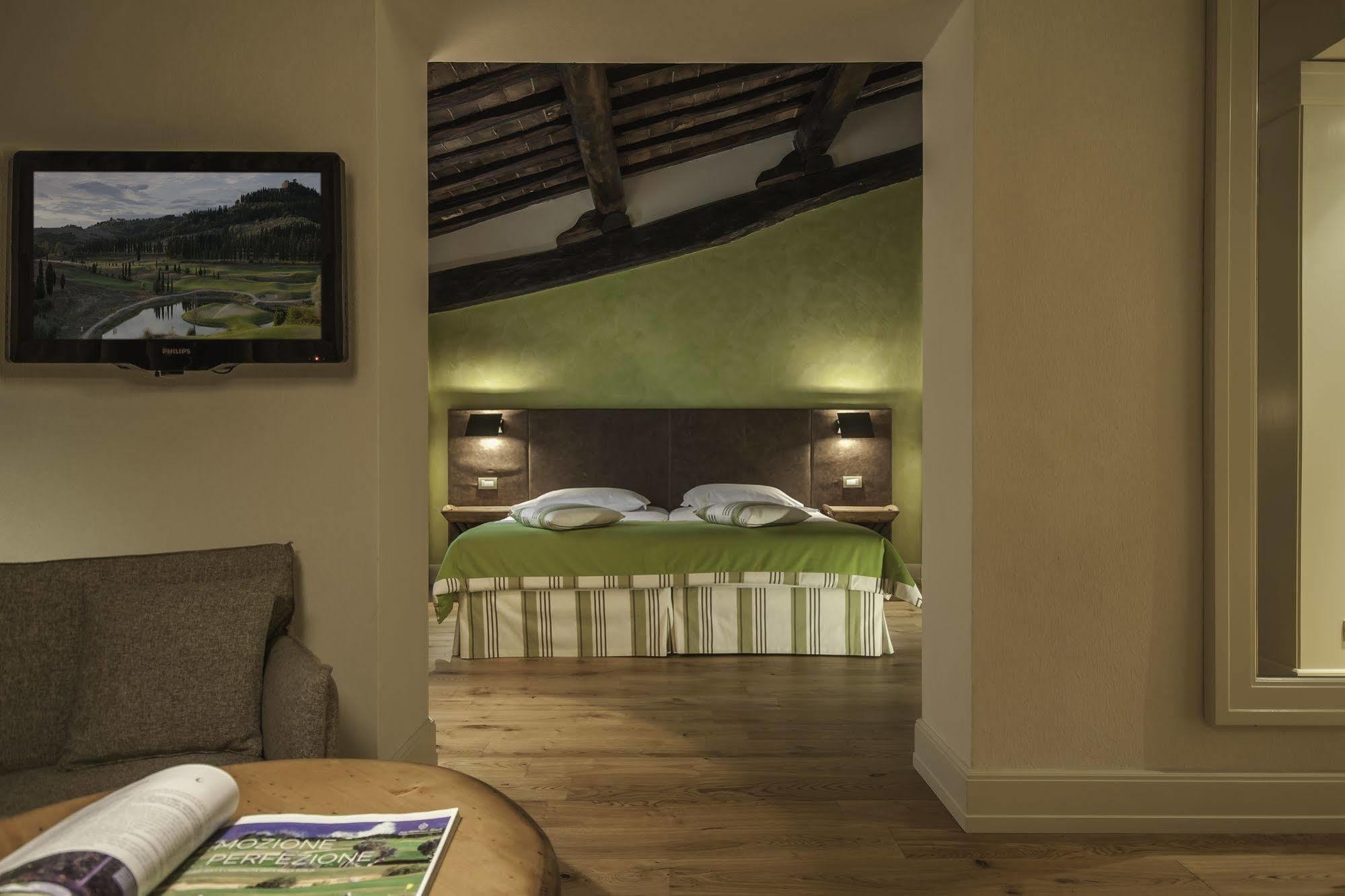 Hotel La Tabaccaia Монтайоне Екстериор снимка