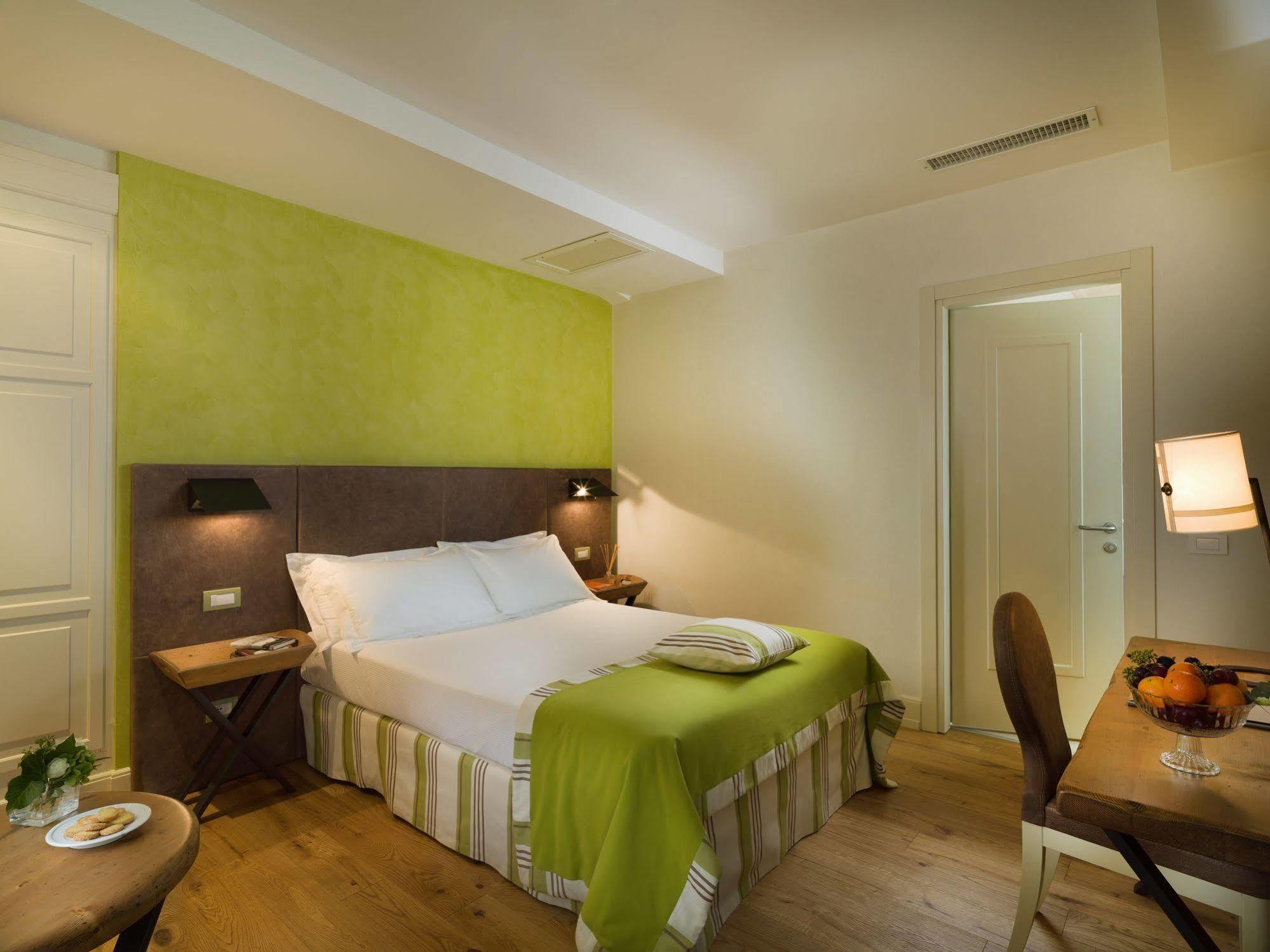 Hotel La Tabaccaia Монтайоне Екстериор снимка